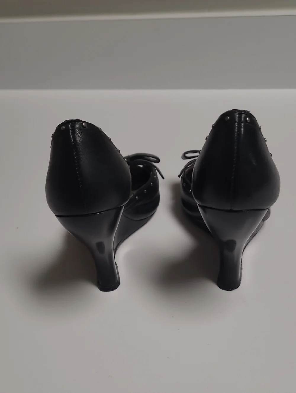 BCBG Paris Vintage Leather Black Peep-Toe Bow Wedge Heels - Size 37.5-EU&7.5-US